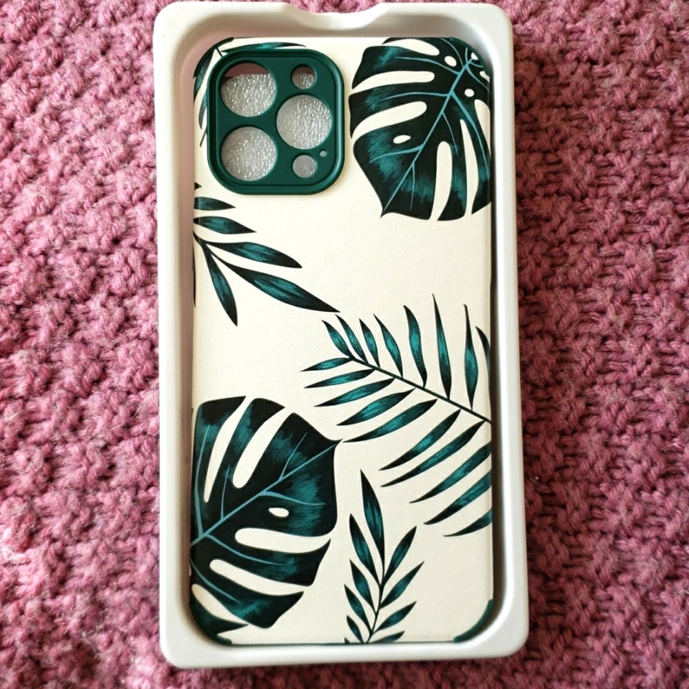 IPhone 12 smartphone case